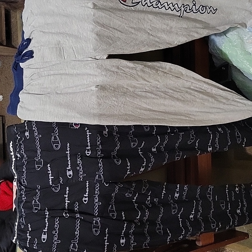 Set of pjs